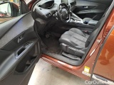  Peugeot  3008 PEUGEOT  / 2016 / 5P / SUV BLUEHDI 130 EAT8 SeS ALLURE #108