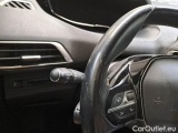  Peugeot  3008 PEUGEOT  / 2016 / 5P / SUV BLUEHDI 130 EAT8 SeS ALLURE #112