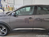  Peugeot  3008 PEUGEOT  / 2020 / 5P / SUV PURETECH TURBO 130 EAT8 SeS ALLURE PACK #48