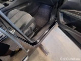  Peugeot  5008 PEUGEOT  / 2020 / 5P / SUV BLUEHDI 130 ALLURE EAT8 S/S AUT. #132