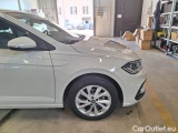  Volkswagen  Polo VOLKSWAGEN  / 2021 / 5P / BERLINA 1.0 TSI STYLE #33