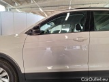  Volkswagen  T-CROSS VOLKSWAGEN  / 2019 / 5P / SUV 1.0 TSI STYLE #83