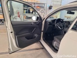  Volkswagen  T-CROSS VOLKSWAGEN  / 2019 / 5P / SUV 1.0 TSI STYLE #141