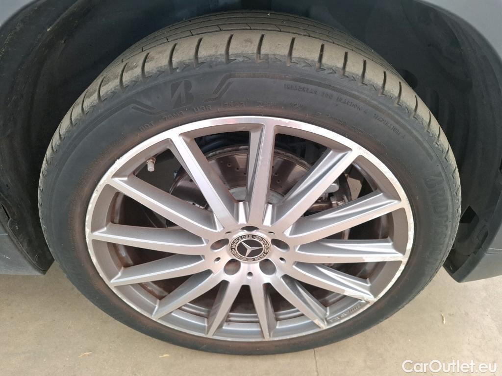  Mercedes  GLA MERCEDES-BENZ  / 2020 / 5P / SUV  250 e AMG LINE DCT #5