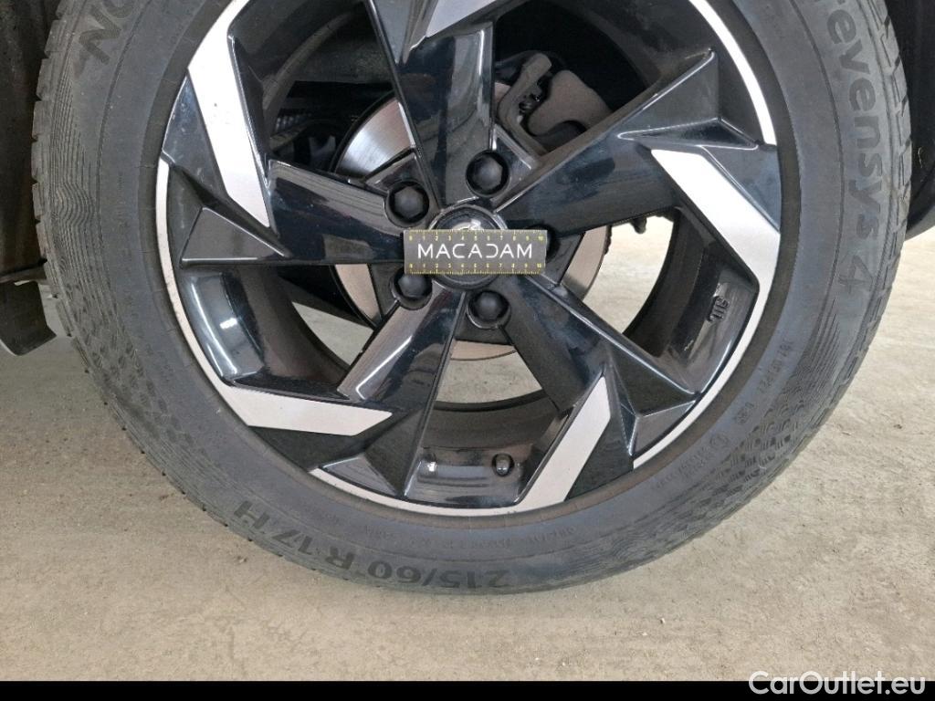  Nissan  Juke  / 2019 / 5P / Crossover Hybrid 143 Business+ #26
