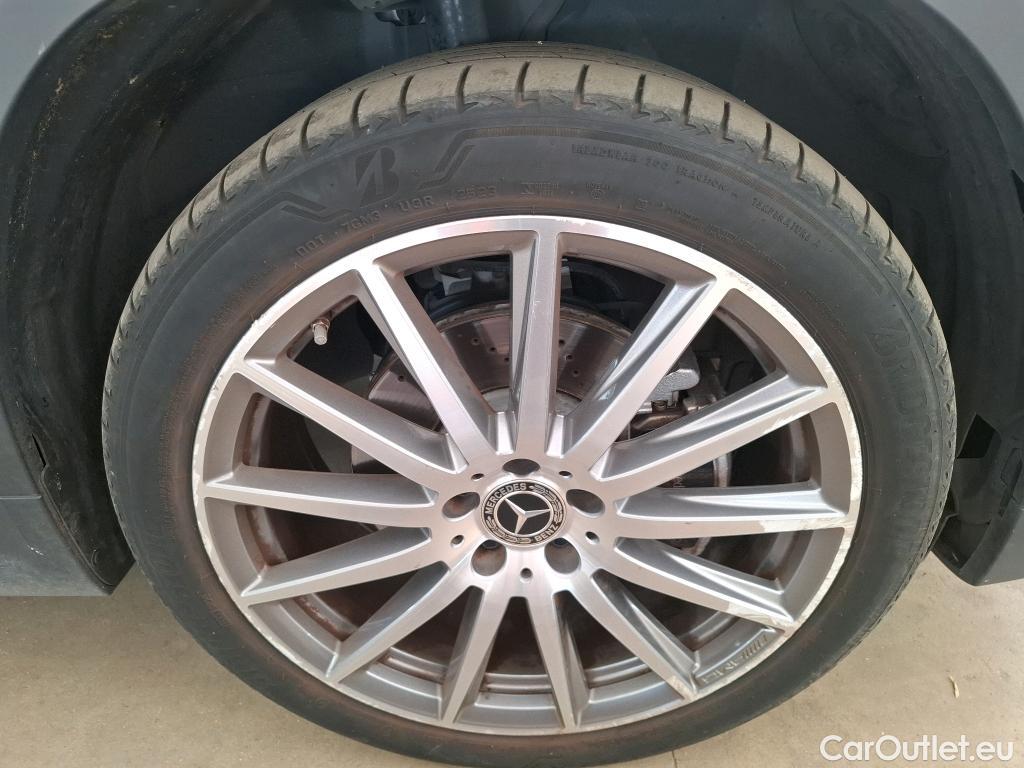  Mercedes  GLA MERCEDES-BENZ  / 2020 / 5P / SUV  250 e AMG LINE DCT #6