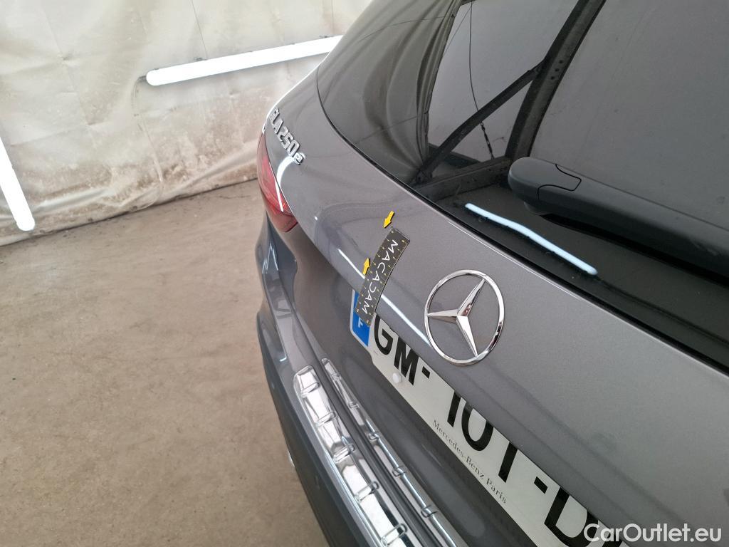  Mercedes  GLA MERCEDES-BENZ  / 2020 / 5P / SUV  250 e AMG LINE DCT #33