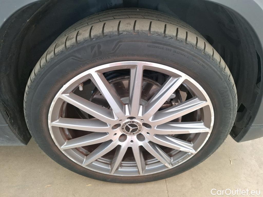  Mercedes  GLA MERCEDES-BENZ  / 2020 / 5P / SUV  250 e AMG LINE DCT #28