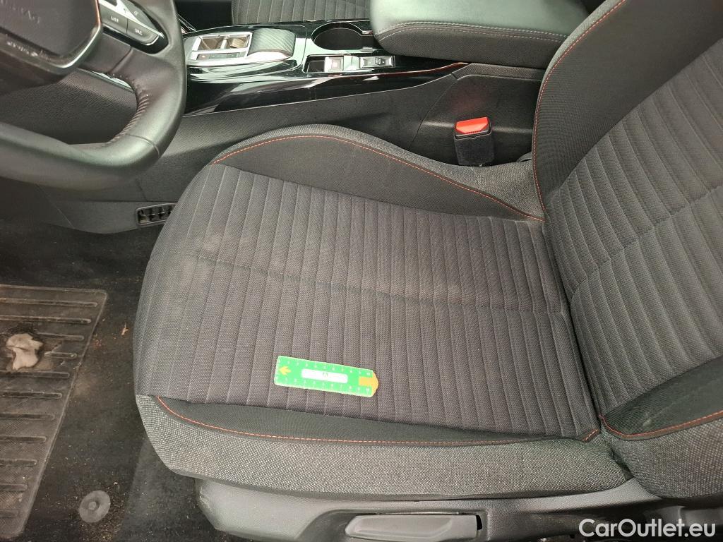  Peugeot  2008  (e-) Active Pack 50kWh BVA #32