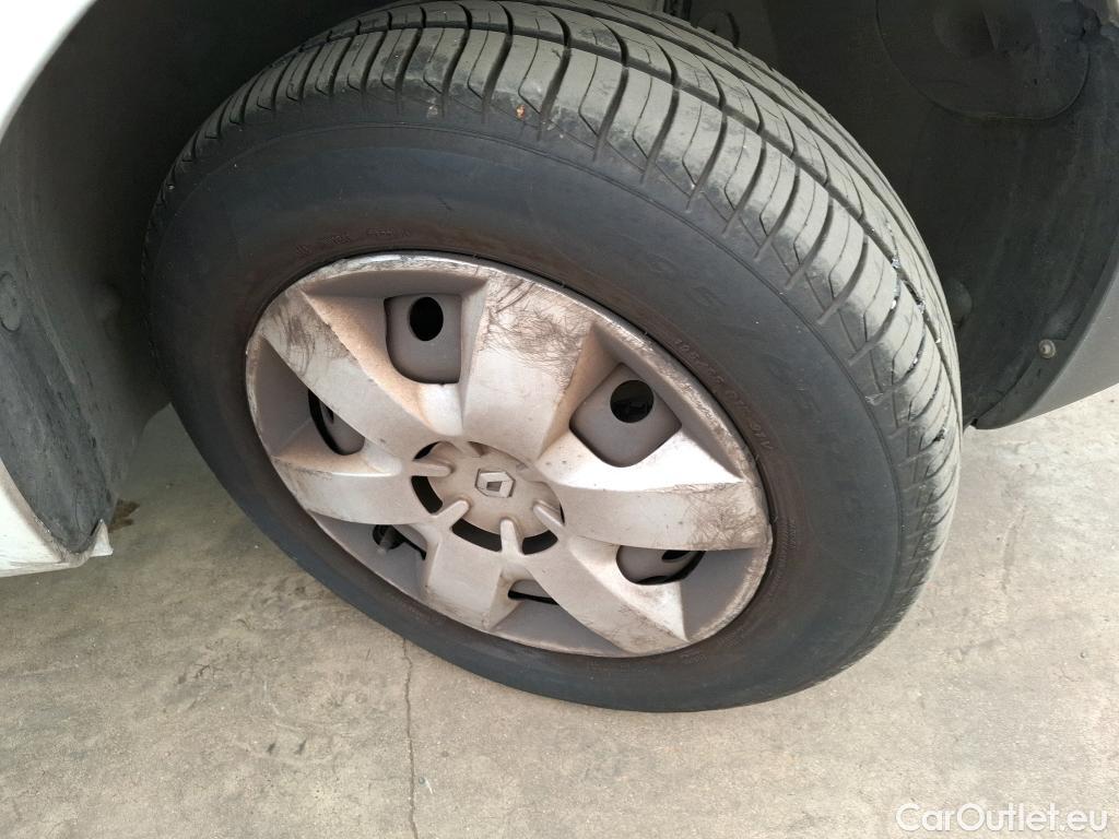  Renault  Kangoo RENAULT  Express / 2013 / 4P / Fourgonnette Gd Volume ExtraRLink - Blue dCi 95 #30
