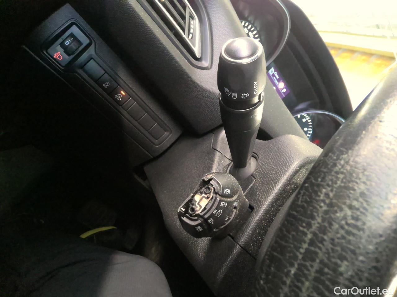  Peugeot  308  BlueHDi 120 Active Aut. #1
