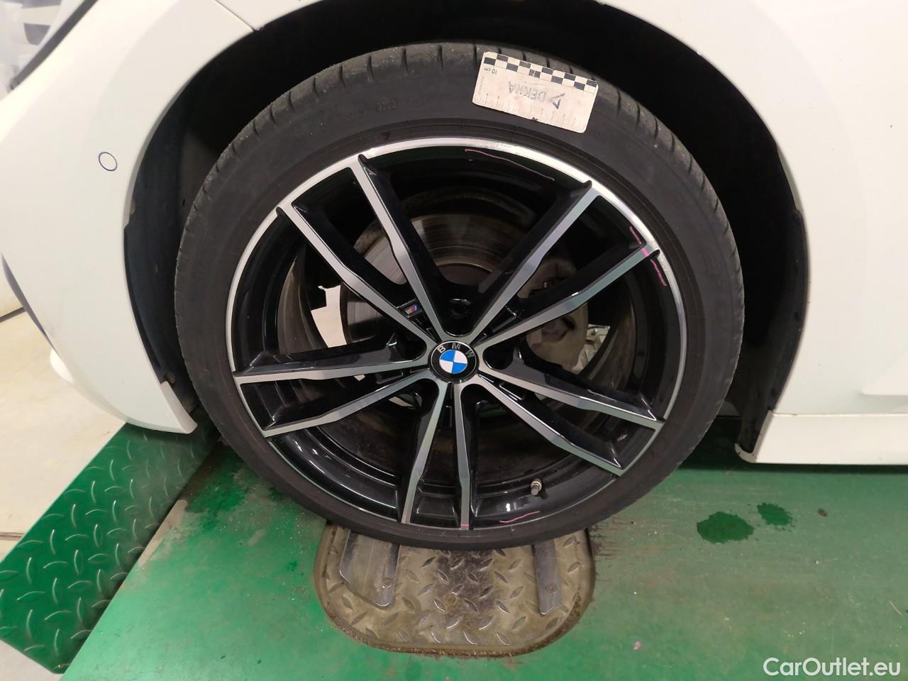  Bmw  Serie 3 320d Tour.xDr. Con.M-Sp. Aut #9