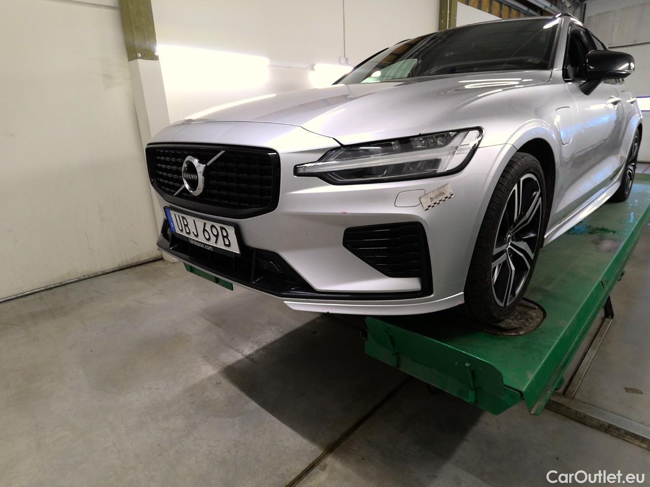  Volvo  V60  T8 PHEV R-Design Aut #26