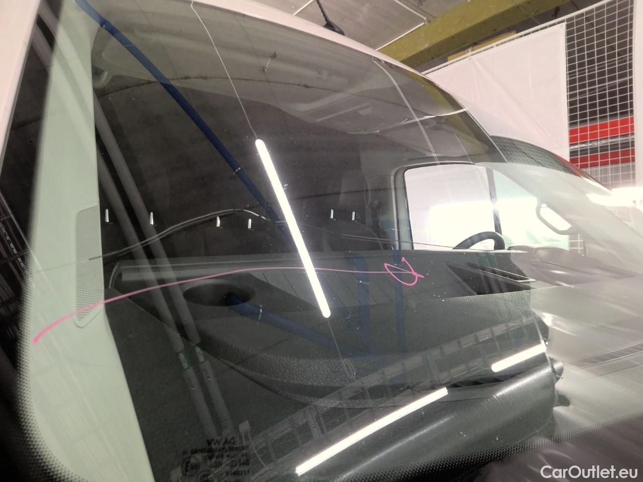  Volkswagen  Crafter Craft.TDI 177 35 L2H1 M CV #18