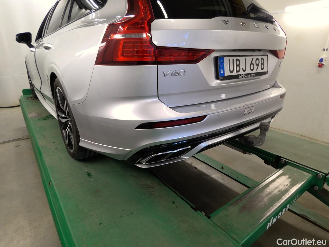  Volvo  V60  T8 PHEV R-Design Aut #16