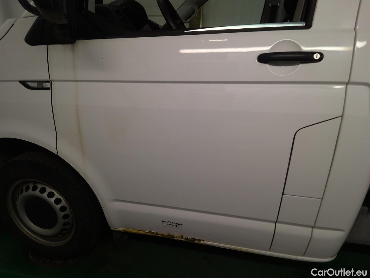  Volkswagen  Transporter T6 TDI 150 L2H1 P-UP #11
