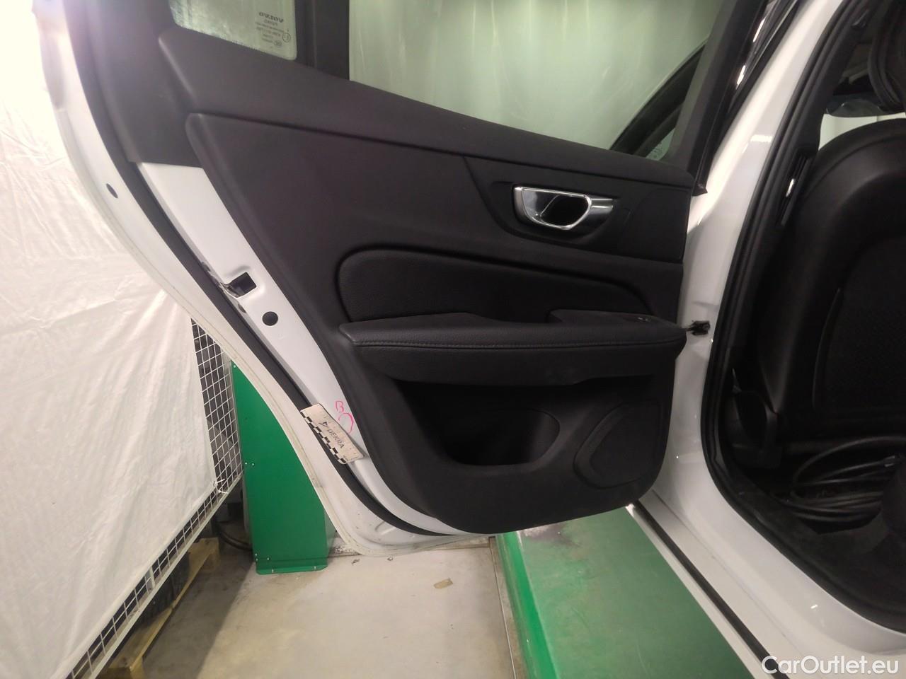  Volvo  V60  T6 AWD Inscript.Rechar.Aut #21