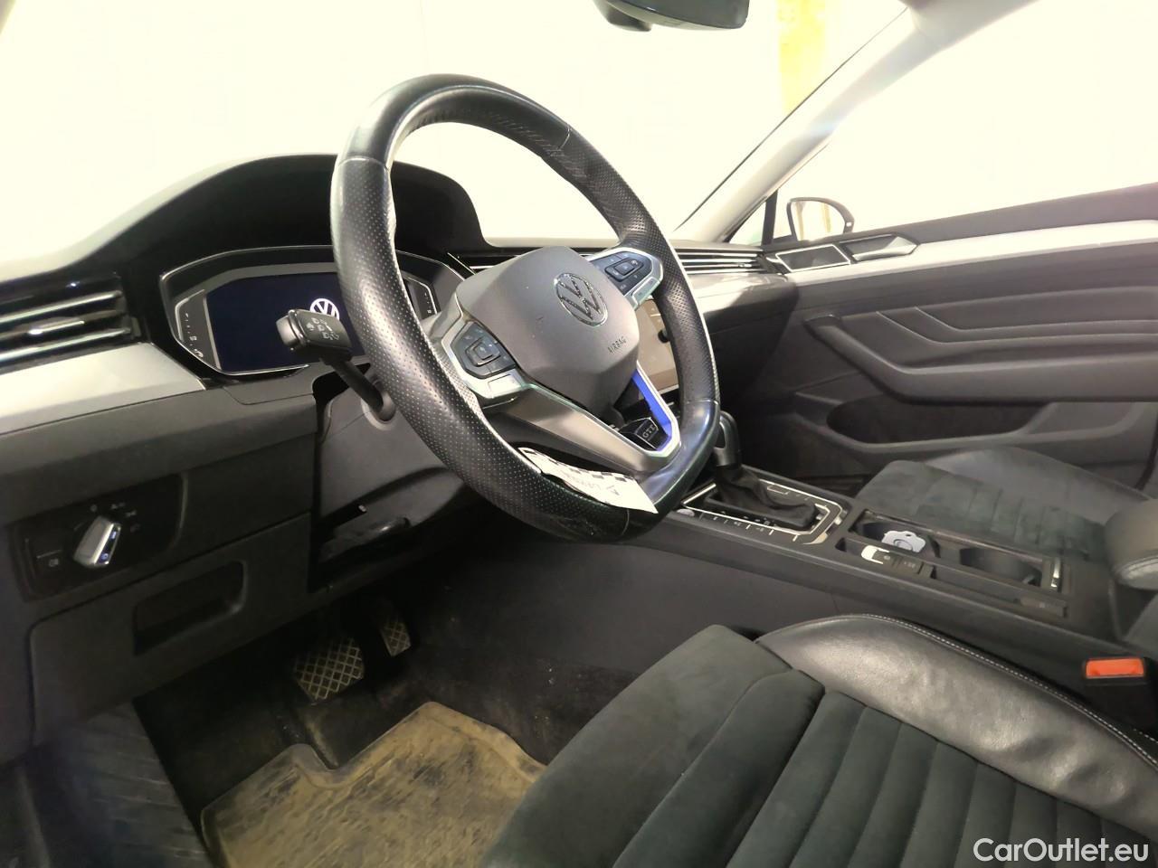  Volkswagen  Passat  Sp.Combi GTE #19
