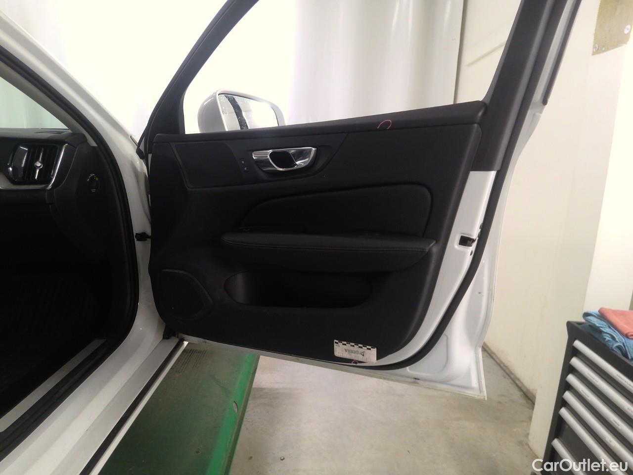  Volvo  V60  T6 AWD Inscript.Rechar.Aut #12