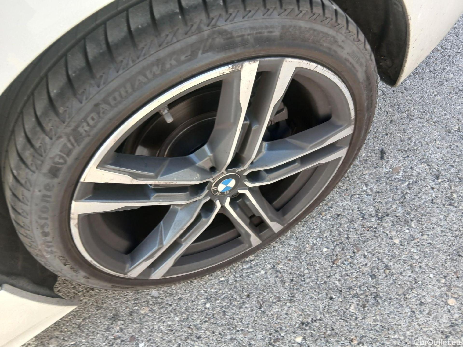  Bmw  Serie 1 BMW  / 2019 / 5P / berlina con portón 118d #14