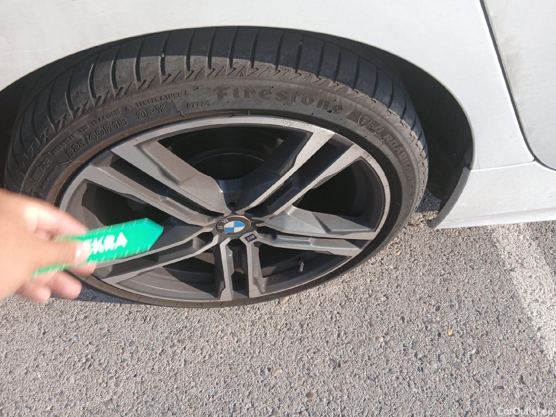  Bmw  Serie 1 BMW  / 2019 / 5P / berlina con portón 118d #20