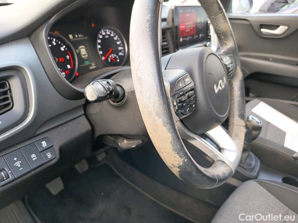  KIA  STONIC KIA  / 2017 / 5P / todoterreno 1.0 T-GDi 74kW MHEV iMT Concept Plus(SL)(SP) #6