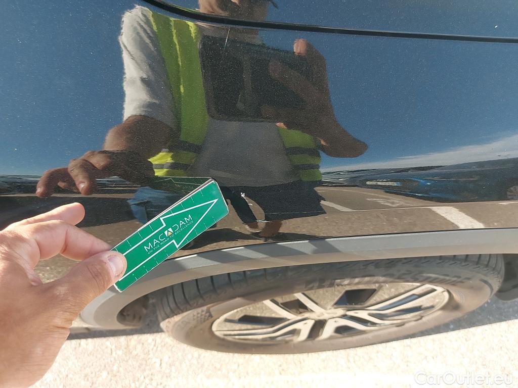  Mercedes  GLA MERCEDES-BENZ  / 2020 / 5P / todoterreno  250 e #6