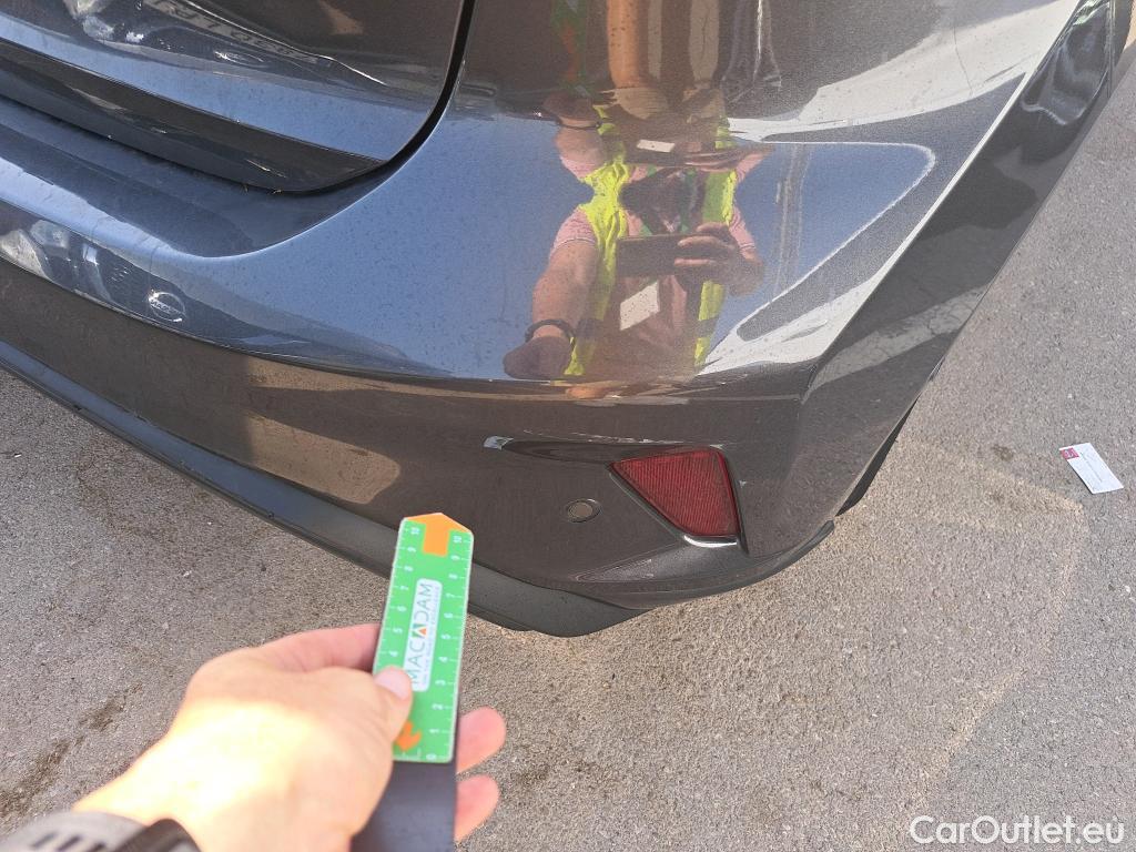  Ford  Focus FORD  / 2018 / 5P / berlina con portón 1.0 Ecoboost MHEV 92kW ST-Line Style SIP (AC) #26