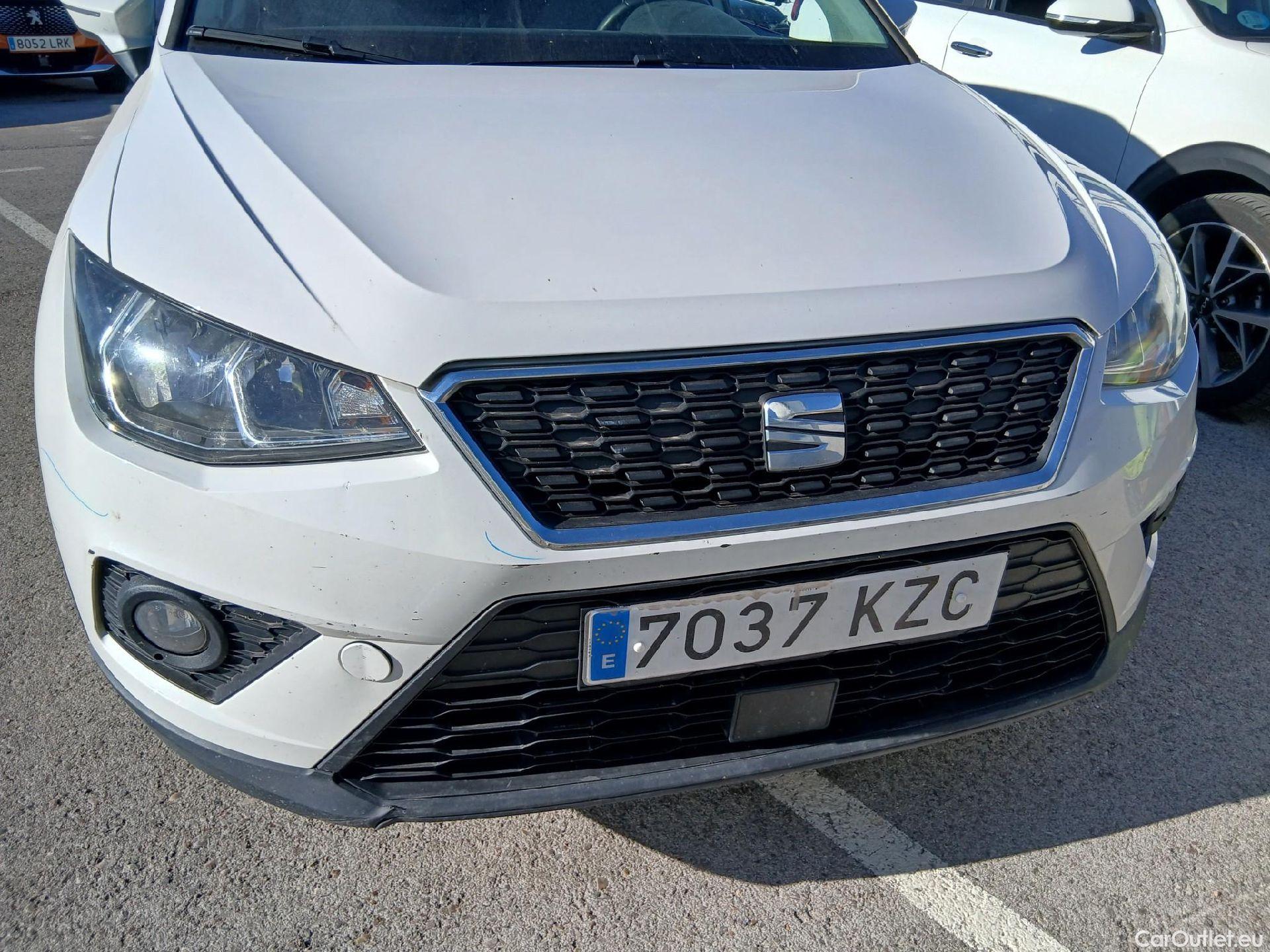  Seat  Arona SEAT  / 2017 / 5P / todoterreno 1.0 TSI 70kW (95CV) Style Edition Eco (CX) #4
