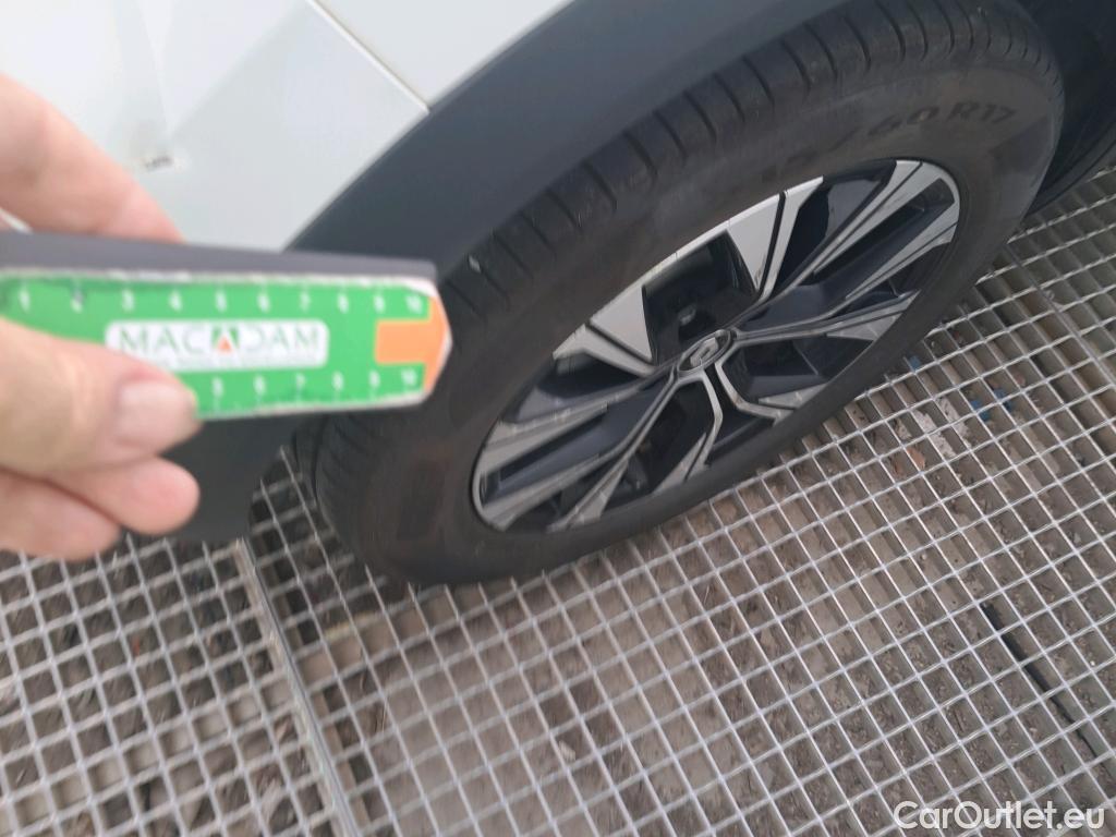  Renault  Captur RENAULT  / 2020 / 5P / todoterreno equilibre TCe 74 kW (100CV) GLP #1