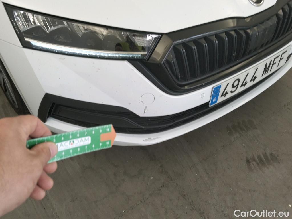  Skoda  Octavia SKODA  / 2020 / 5P / berlina con portón 2.0 TDI 110kW (150 CV) DSG Sport #8