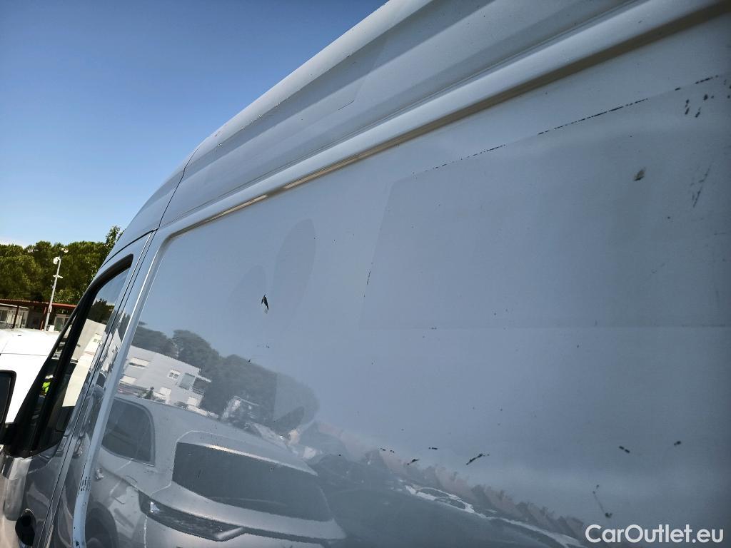  Mercedes  Sprinter MERCEDES-BENZ  / 2018 / 4P / furgón 314 CDI MEDIO 3.5T T. ALTO TD #61