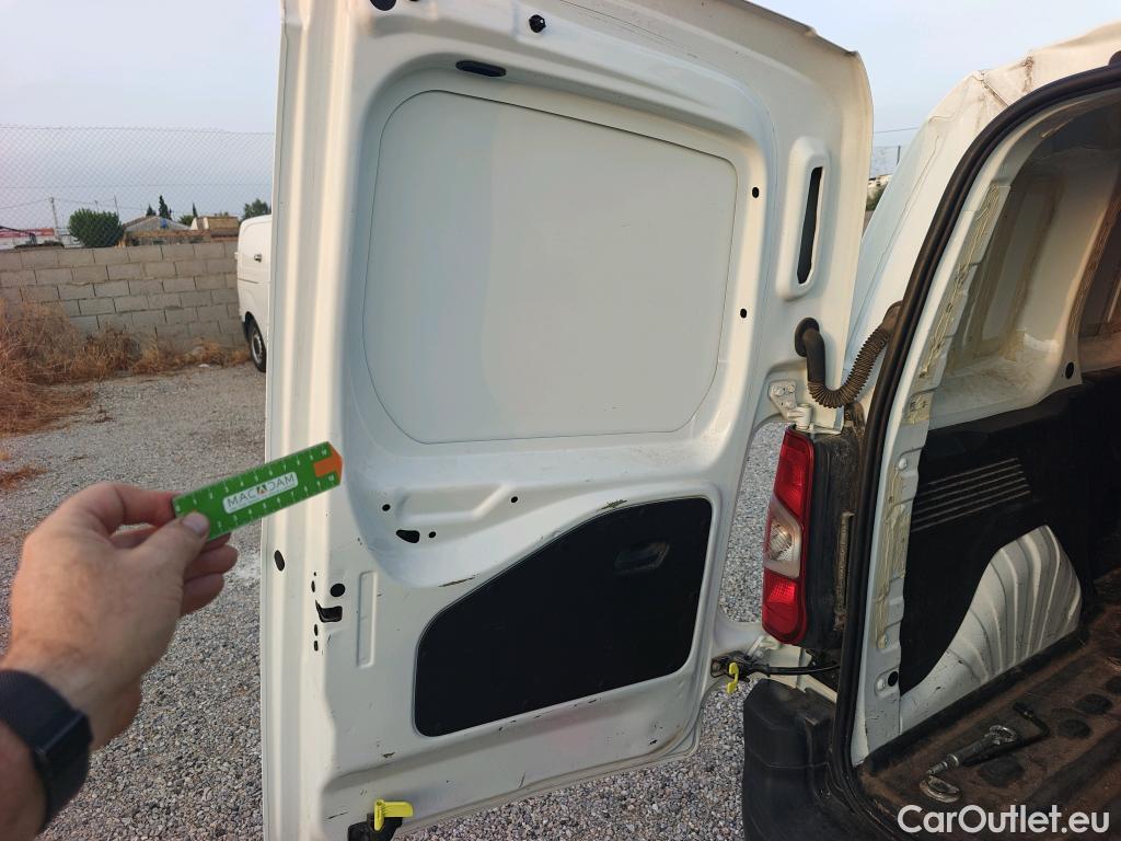  Citroen  Berlingo CITROEN  / 2018 / 3P / furgón derivado de turismo Talla M BlueHDi 75 CONTROL #20