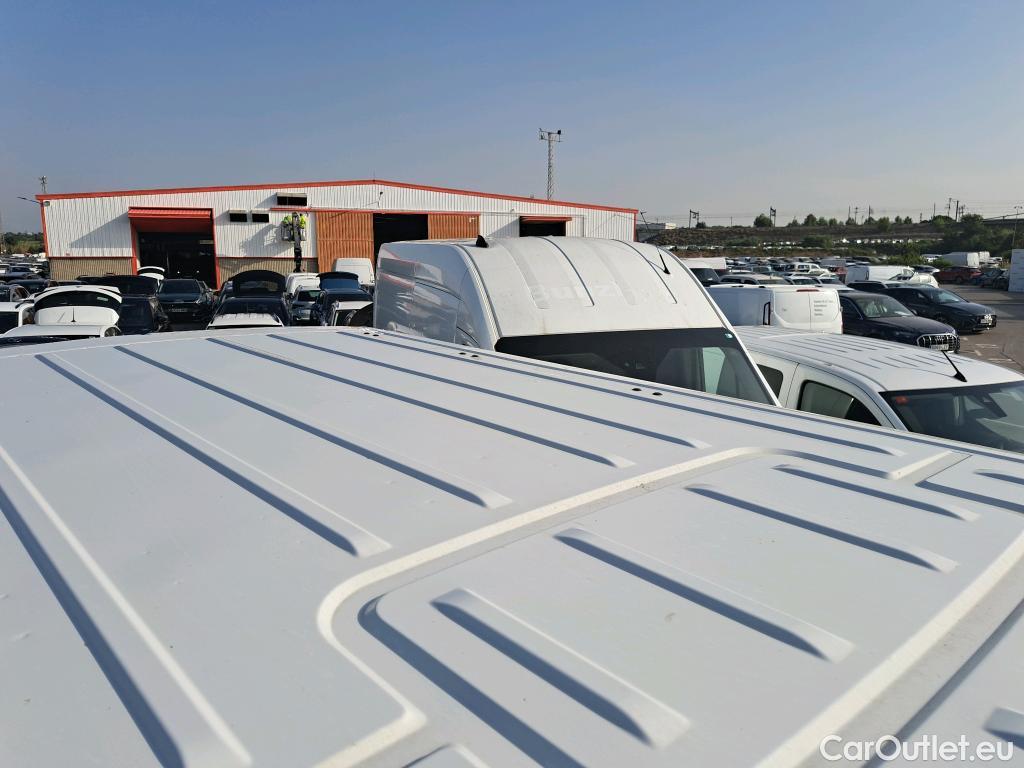  Opel  Movano OPEL  / 2019 / 4P / furgón 2.3 CDTI 99kW (135CV) L1 H1 F 2.8t #20