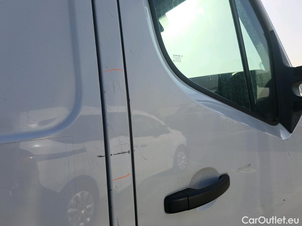  Opel  Movano OPEL  / 2019 / 4P / furgón 2.3 CDTI 99kW (135CV) L1 H1 F 2.8t #42