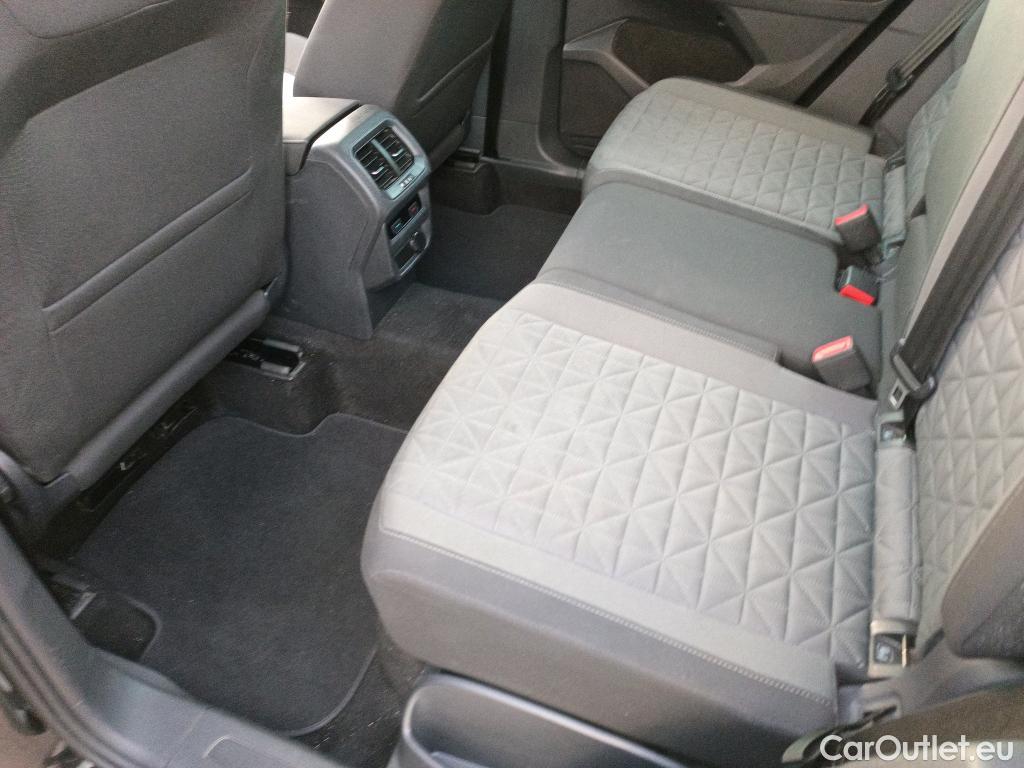  Volkswagen  Tiguan VOLKSWAGEN  / 2020 / 5P / todoterreno Life 2.0 TDI 110kW (150CV) DSG (AC2) #21