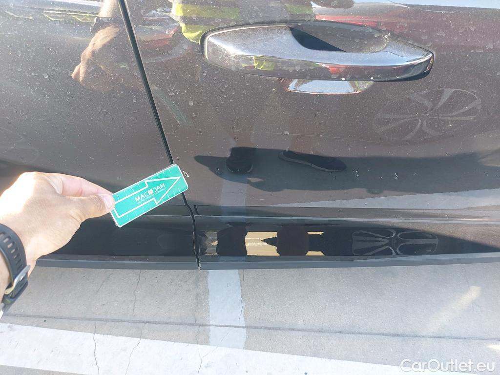  Volvo  XC 40 VOLVO XC40 / 2017 / 5P / todoterreno 1.5 T2 Momentum Auto #8