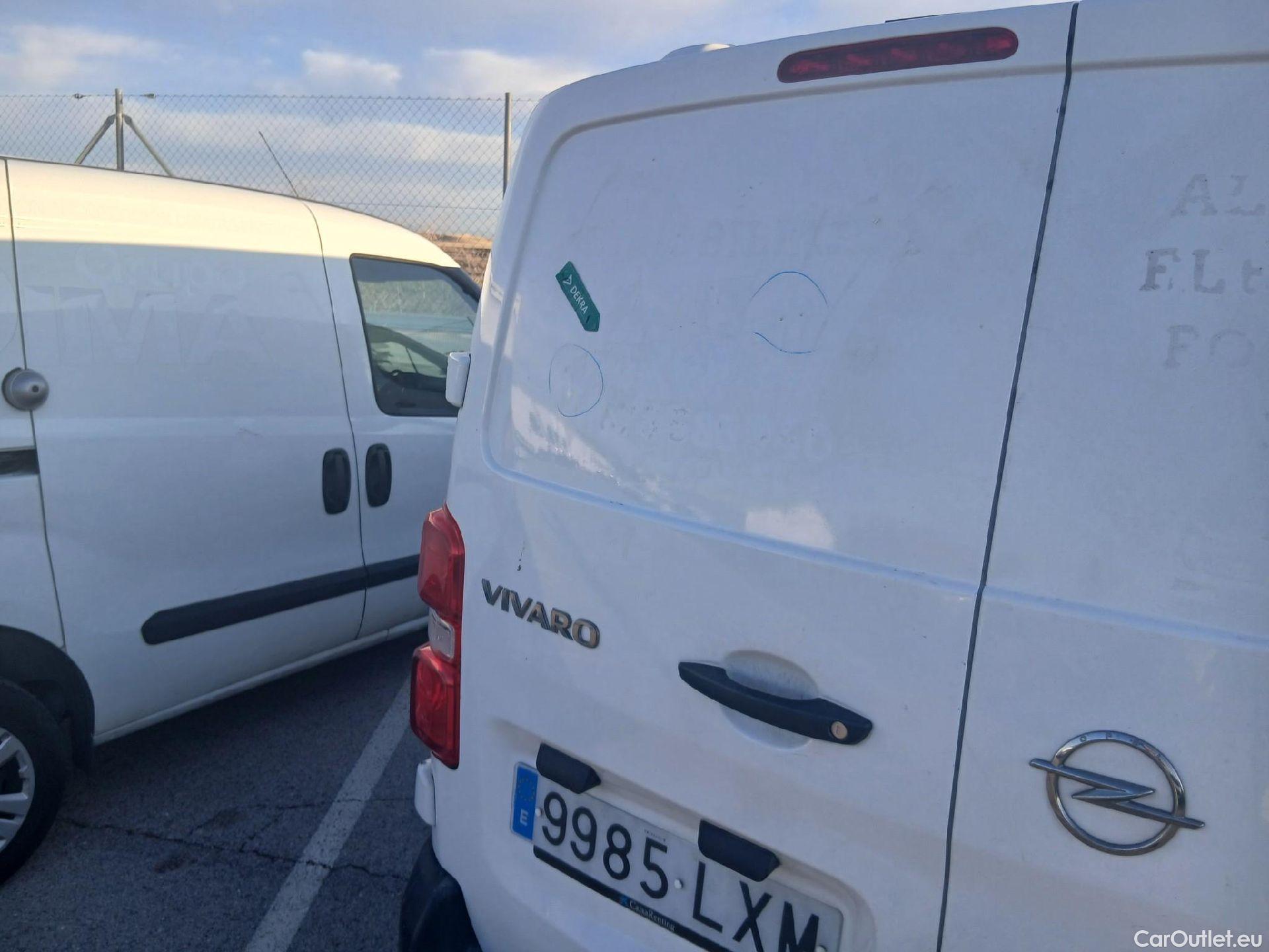  Opel  Vivaro OPEL  / 2019 / 4P / furgón 1.5 Diésel 74kW (100CV) M Std Express (AC) #24