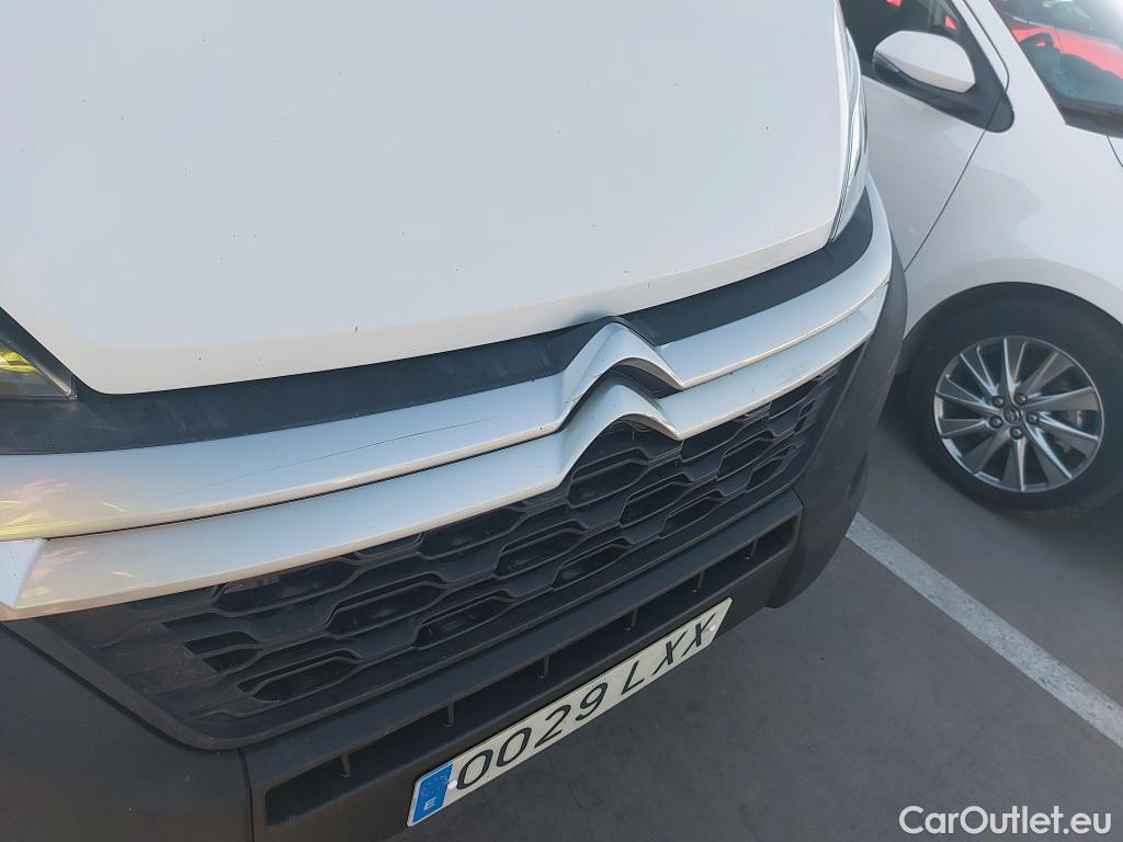  Citroen  Jumper CITROEN  / 2014 / 4P / furgón BlueHDi 103KW (140CV) Furgón 35L3H2 #33