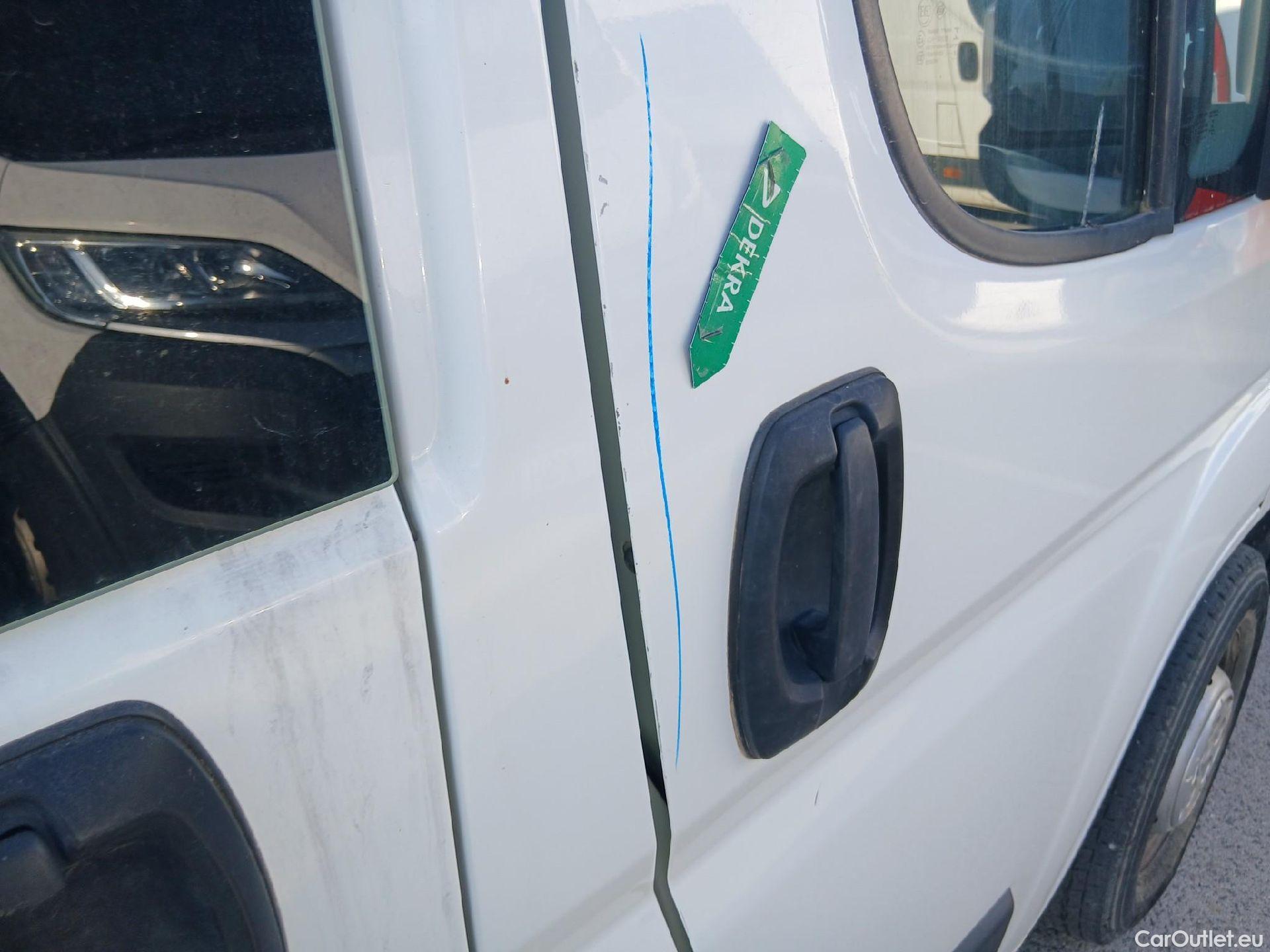  Citroen  Jumper CITROEN  / 2014 / 4P / combi BlueHDi 88KW (120CV) S&S Combi 30 L1H1 #46