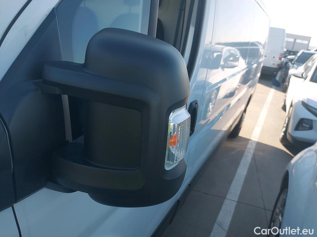  Citroen  Jumper CITROEN  / 2014 / 4P / furgón BlueHDi 103KW (140CV) Furgón 35L3H2 #37