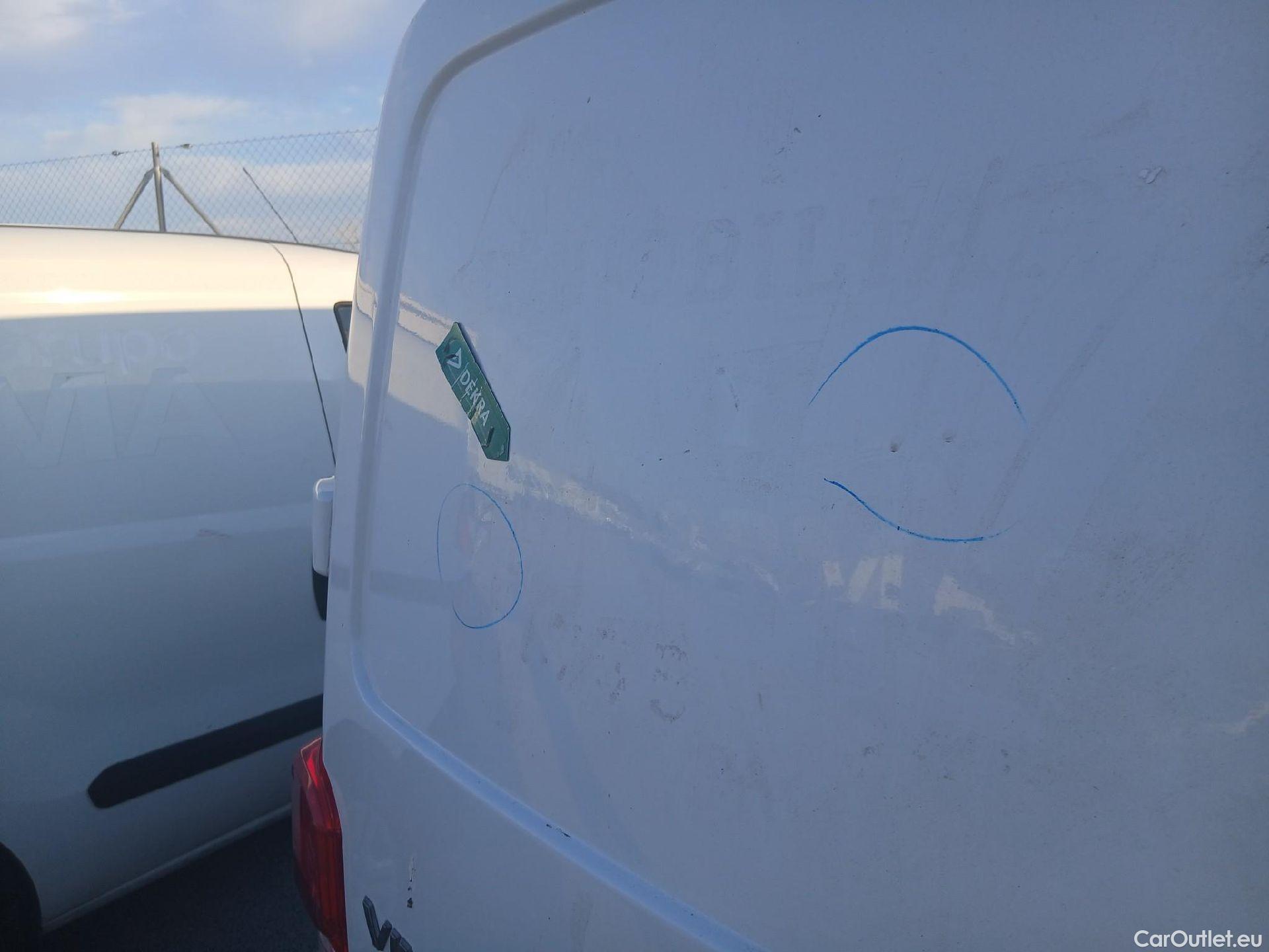 Opel  Vivaro OPEL  / 2019 / 4P / furgón 1.5 Diésel 74kW (100CV) M Std Express (AC) #25