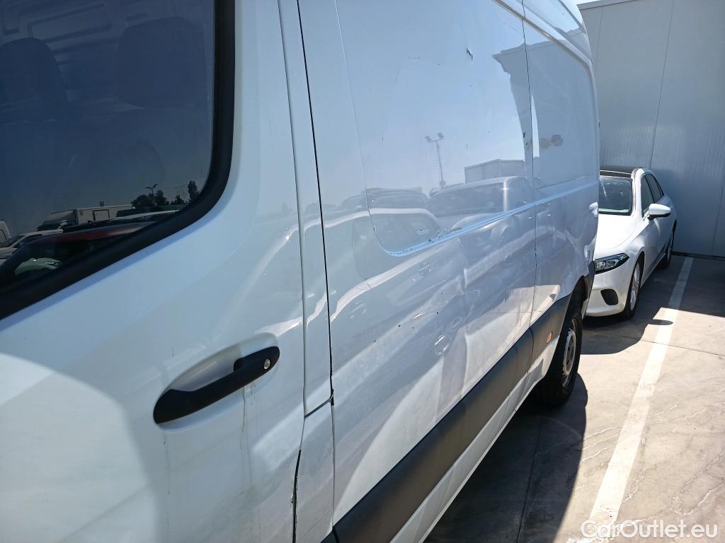  Mercedes  Sprinter MERCEDES-BENZ  / 2018 / 4P / furgón 314 CDI MEDIO 3.5T T. ALTO TD #48