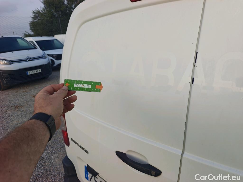  Citroen  Berlingo CITROEN  / 2018 / 3P / furgón derivado de turismo Talla M BlueHDi 75 CONTROL #8