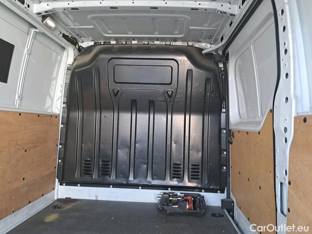 Opel  Movano OPEL  / 2019 / 4P / furgón 2.3 CDTI 99kW (135CV) L1 H1 F 2.8t #24