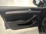  Volkswagen  Passat Volkswagen  Variant 2.0 TDI EVO 150 KM DSG Business 5d #28
