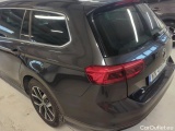  Volkswagen  Passat Volkswagen  Variant 2.0 TDI EVO 150 KM DSG Business 5d #43