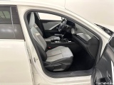 Opel  Astra 1.2 Turbo Business Elegance Manual Petrol  18 #6