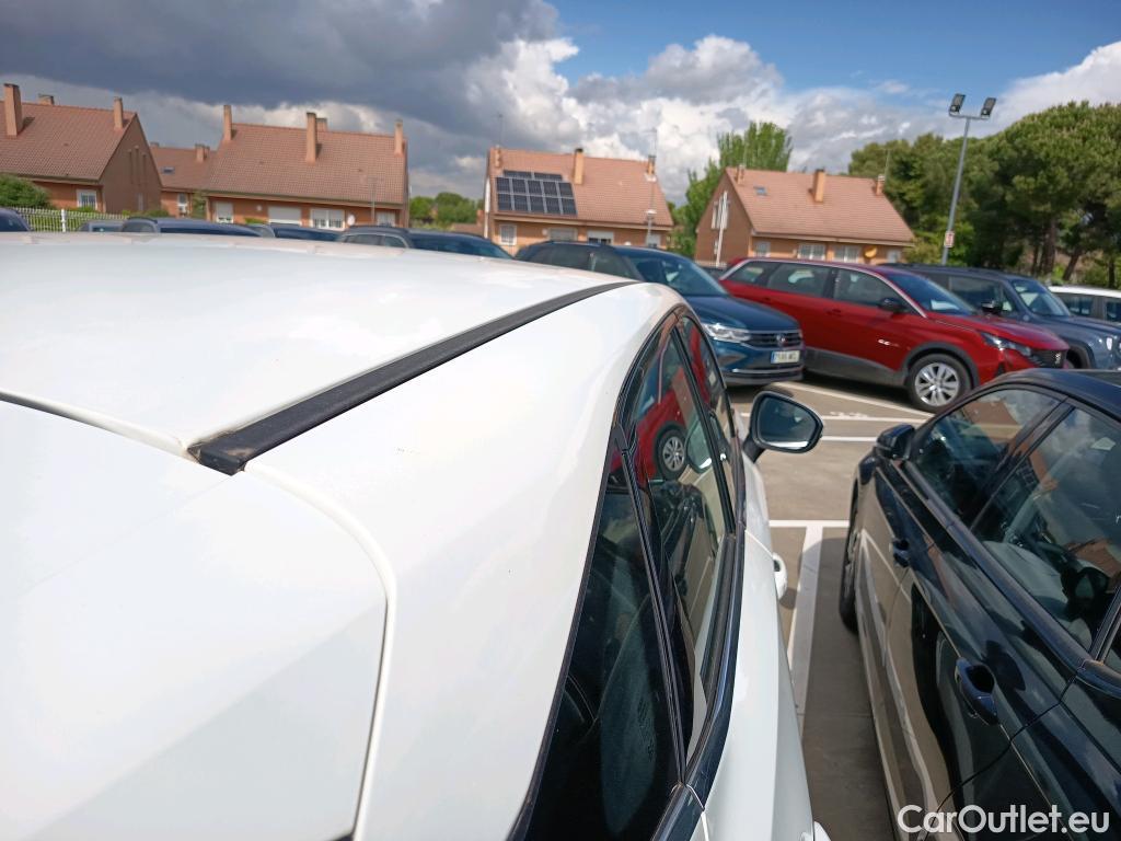  Nissan  Qashqai NISSAN  DIG-T 140 CV mHEV 4x2 Acenta #2