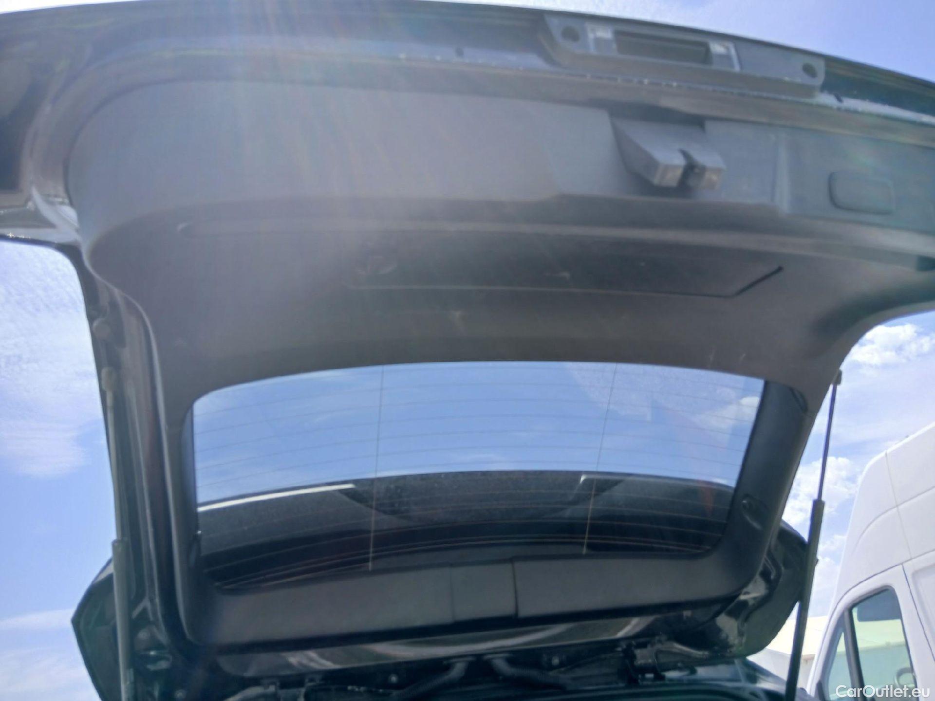  Volvo  XC 40 VOLVO XC40 / 2021 / 5P / todoterreno 1.5 T2 Essential Auto #23